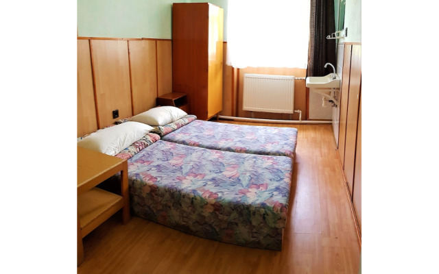 Muskátli Vendégház - Hostel