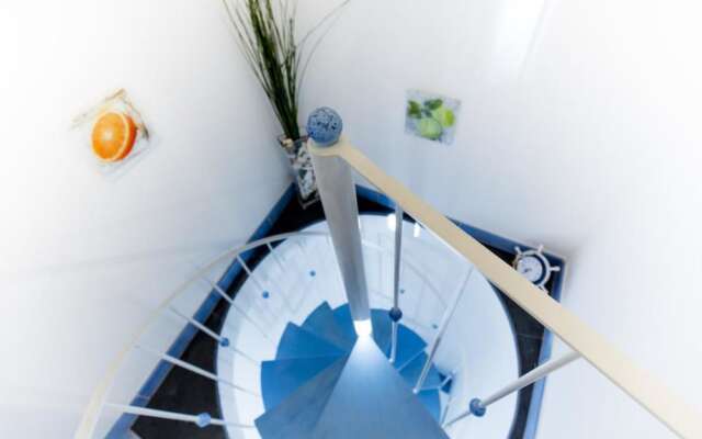 Blu Angel Relais