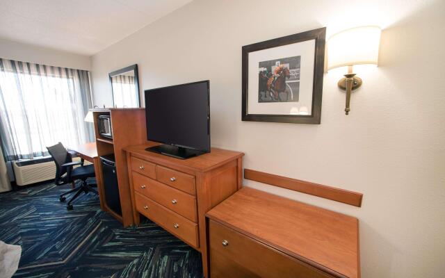 Hampton Inn Louisville-North/Clarksville