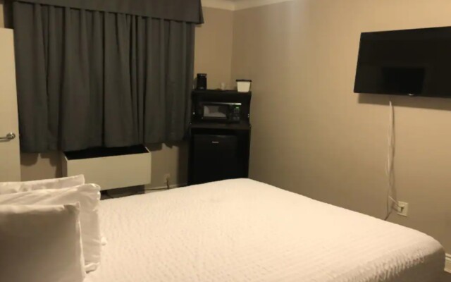 Travelodge by Wyndham London Ontario