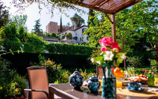 Genteel Home Carmen del Ciprés