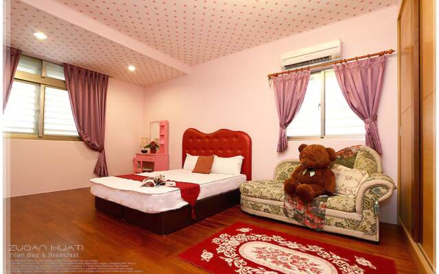 Zuoan Huati B&B