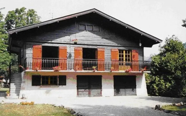 Magnificent chalet with garden