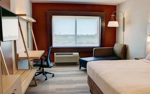 Holiday Inn Express & Suites Spencer by IHG