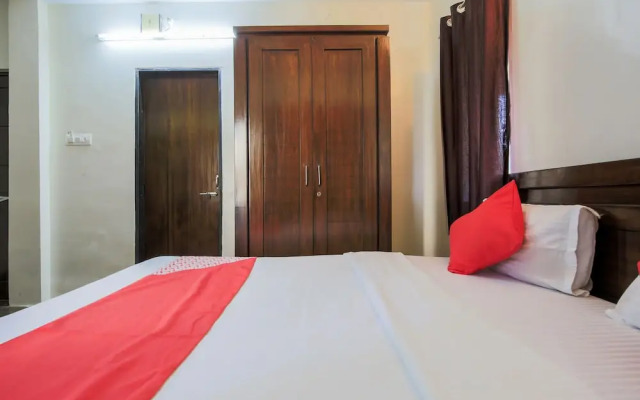 OYO 9518 Hotel Aqua Mira
