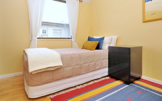 Salisbury St Villa 1