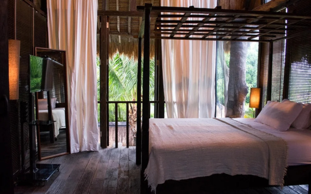 Rustic Hut in Seminyak Bali