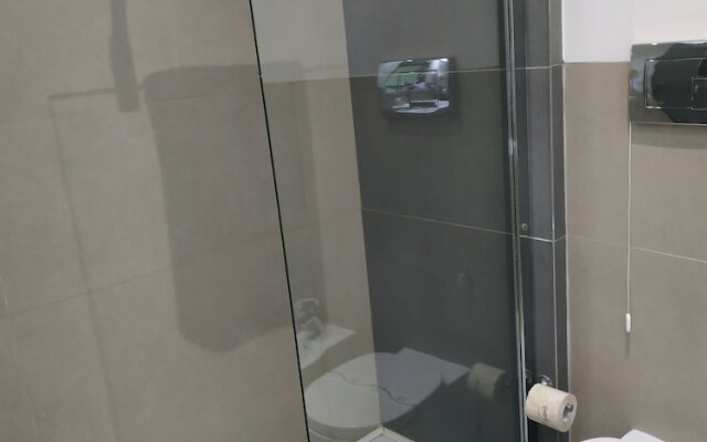 Best Western Riviera By Happyculture