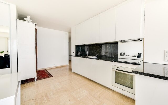 Le Roc Apartment 2 - Near Palace of Festivals and Conferences