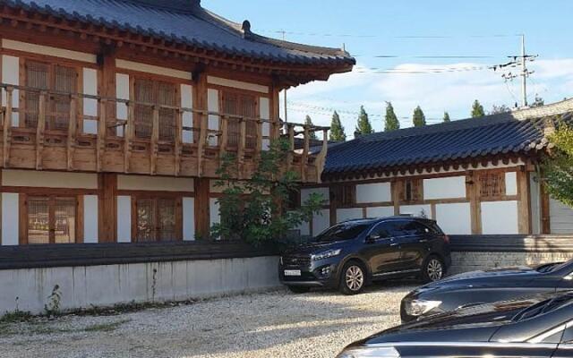 Iga Hanok