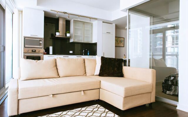 JP Stays - York St & Lakeshore