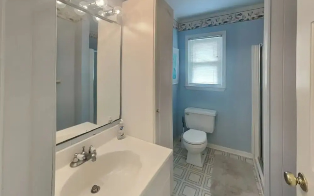 Bright's Beach Front by Topsail Realty