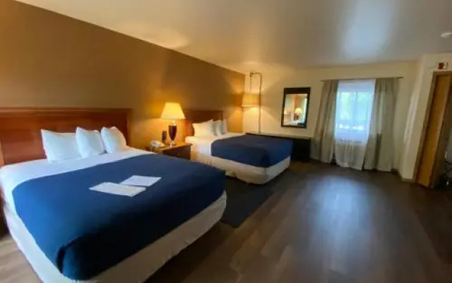 Village Inn on the Lake