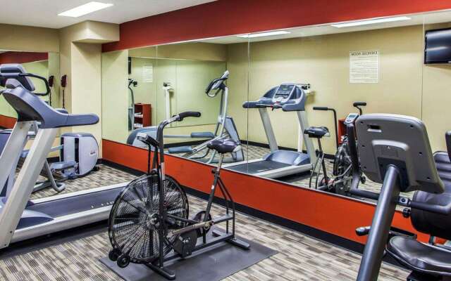 Quality Inn & Suites Peoria North