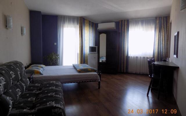 Zenith Guest House