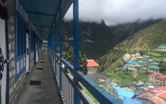 Himalayan Lodge