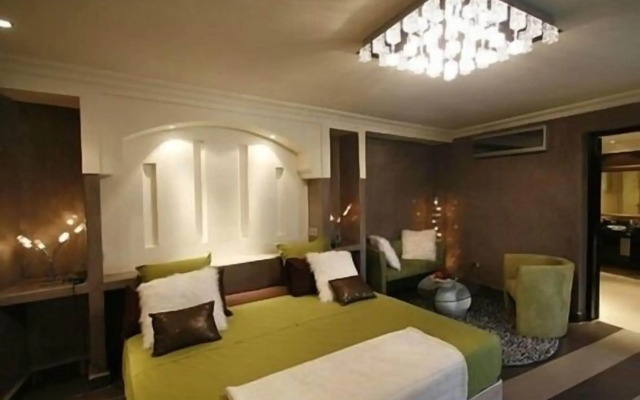 Riad Carllian