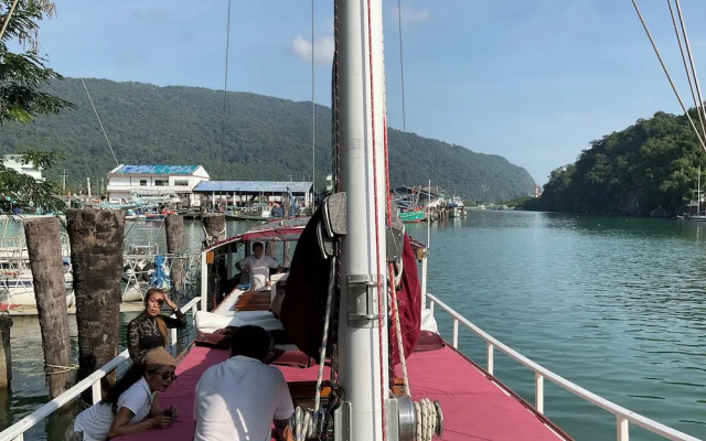 Bansabai pool  Villa (Local Tour)