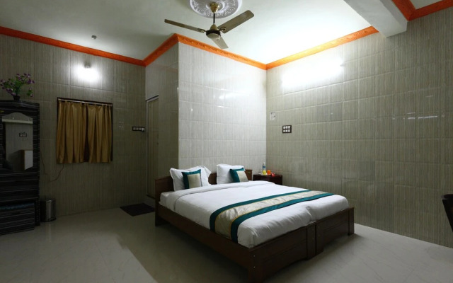 OYO 7747 SS Residency