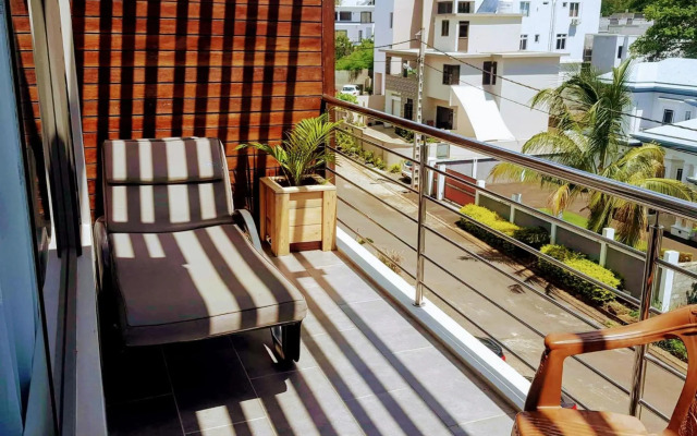 NEW LUXURY 2 Bedroom RoofTop apartment by the beach