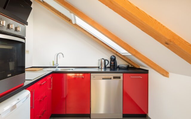 Romantic apartment in the attic