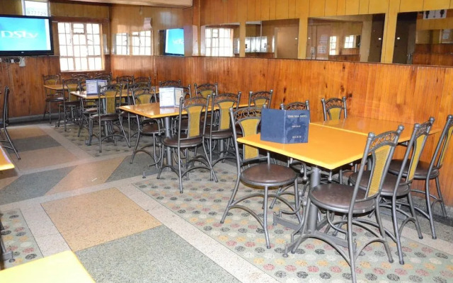 Timboroa Hotel