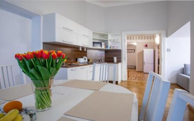 Michalska Apartment by Ruterra