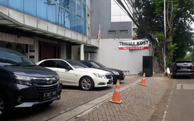 Senayan Suites