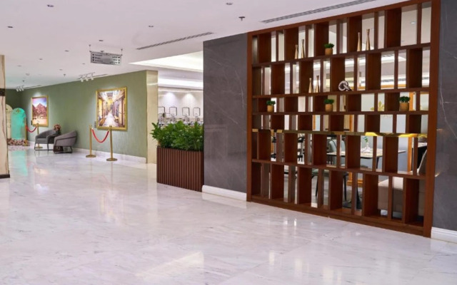 Platinum Hotel