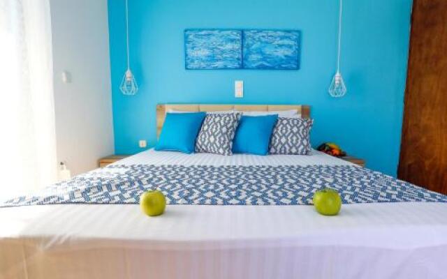 Yiannis Studios