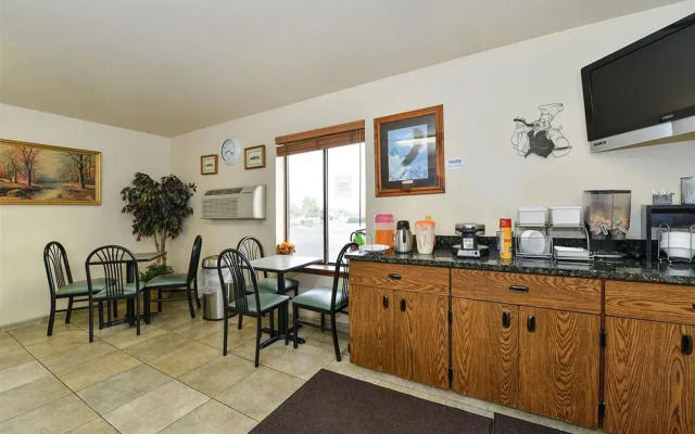 Americas Best Value Inn - Closed