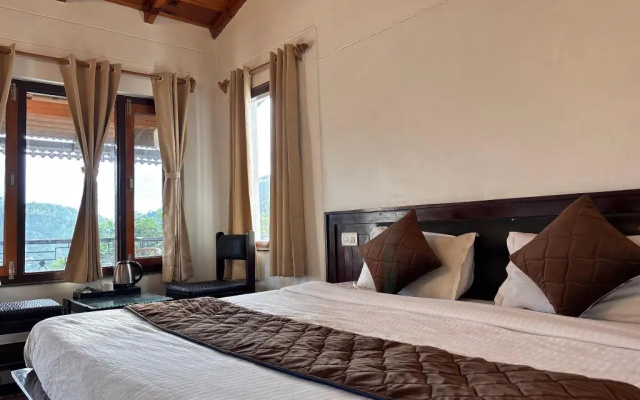 Goroomgo Sapphire Inn Bhimtal – Guest Rooms – Nainital