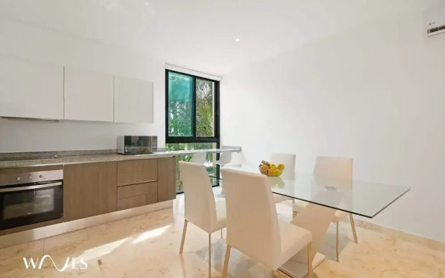 2 Br. Luminous and Spacious Pool View Apt