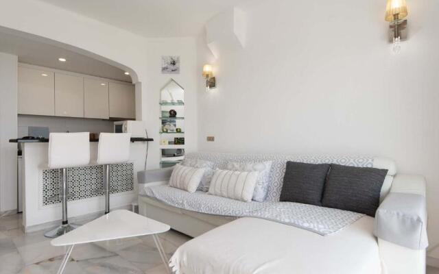 Altamira 38 - One Bed