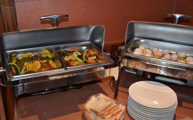 Clemence Hotel Suites
