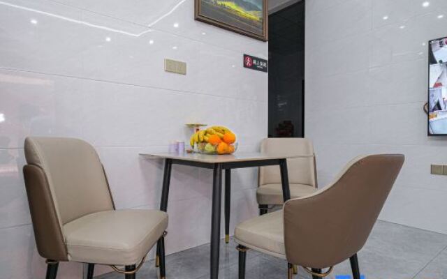 Yimi Hotel (Quanzhou Dong Station)