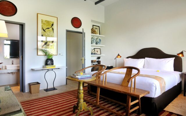 Room & Vespa Suite 1