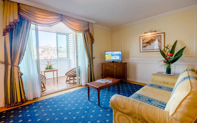 Hôtel Colbert Palace