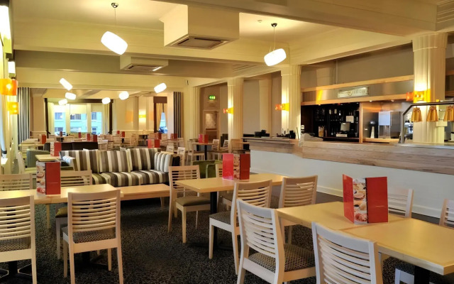 Cliffs Hotel - Blackpool
