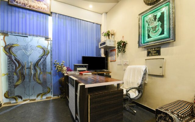 Hotel Om Palace By OYO Rooms