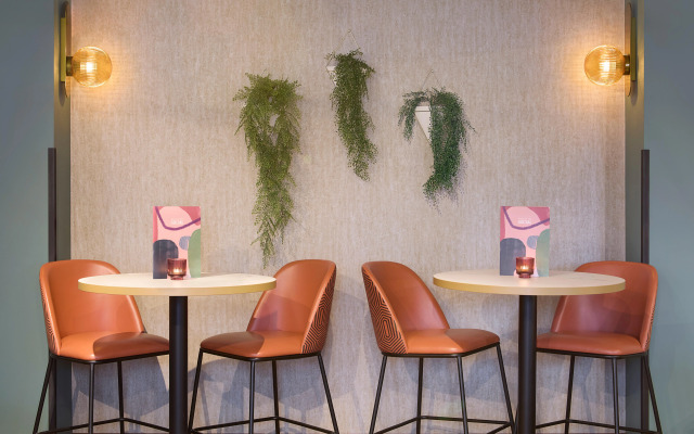 Premier Inn Oldham Central