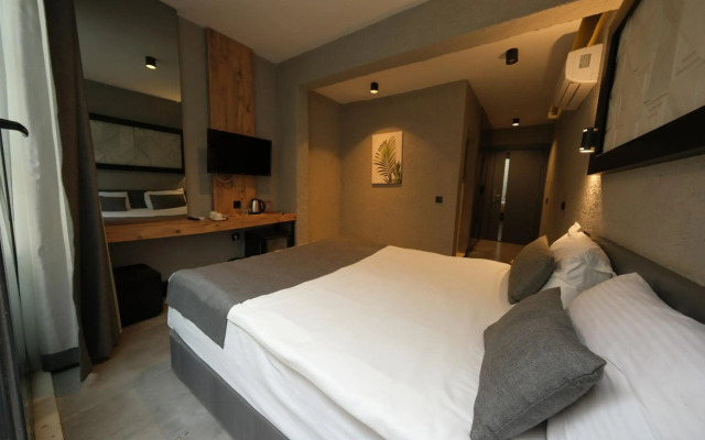 Mielo Lara Hotel