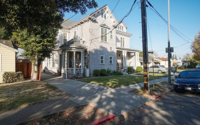 Sunny Studio Near Downtown San Jose