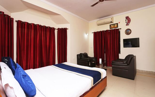OYO Flagship 4877 Aradhya residency