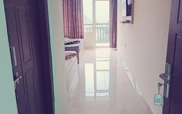The Gajraj Hotel