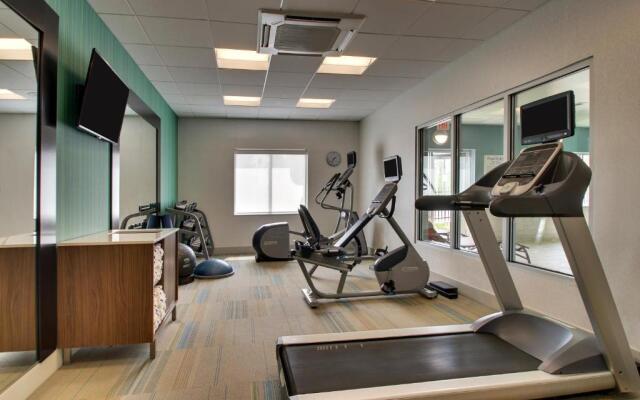 Holiday Inn Express & Suites Lancaster East - Strasburg by IHG