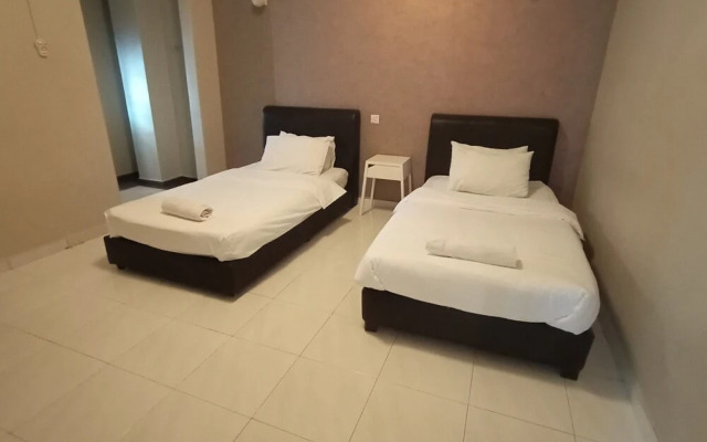 OYO 90019 Homestay Muar