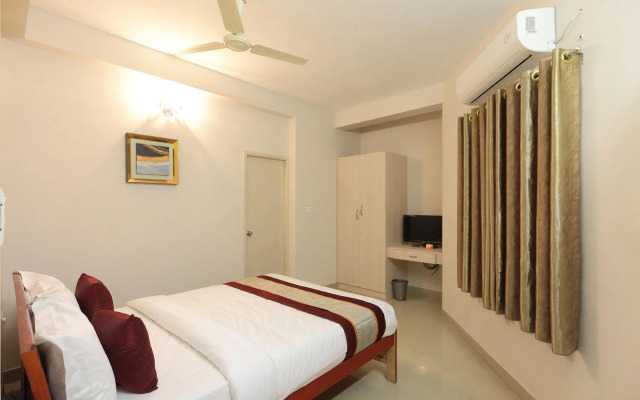 Royce Ebony by OYO Rooms