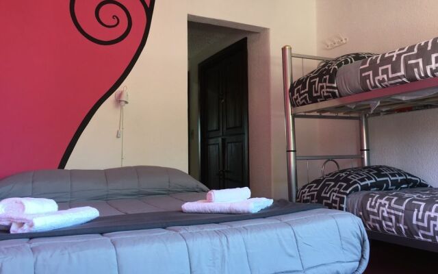 Italia inn Hostel