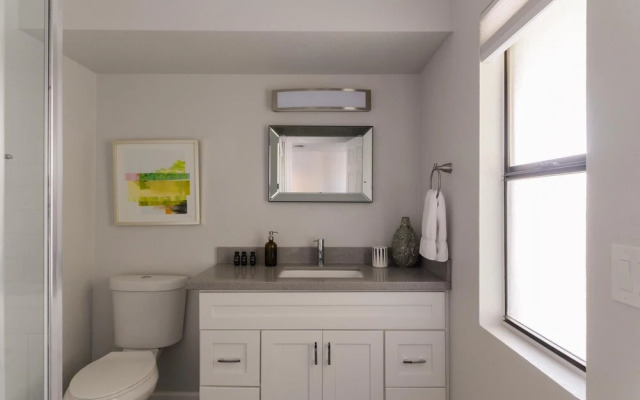 E Mcknight 2 - Onyx in Scottsdale